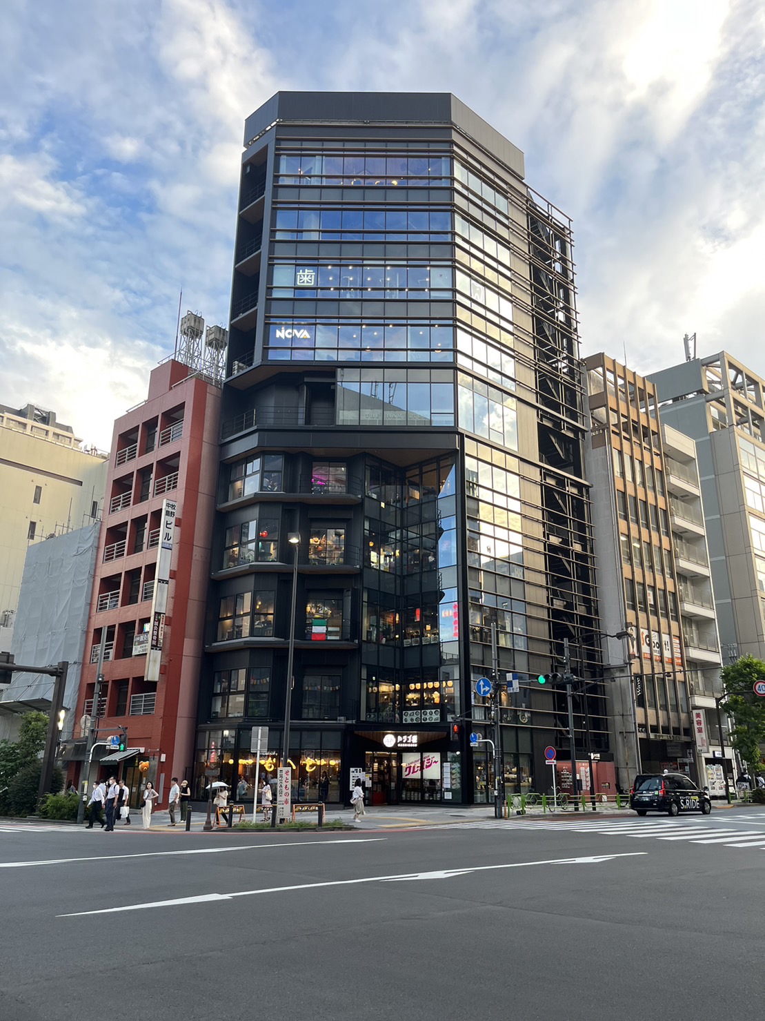東京本社